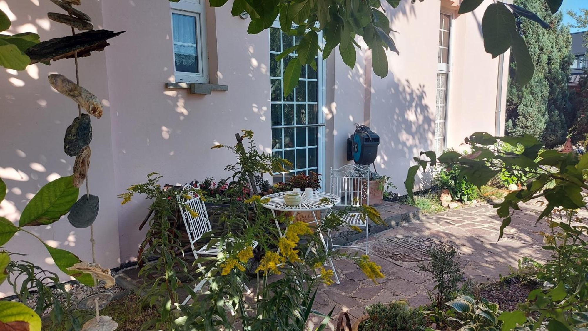 Leipzig Ferienwohnung In Ruhiger Lage Exterior foto