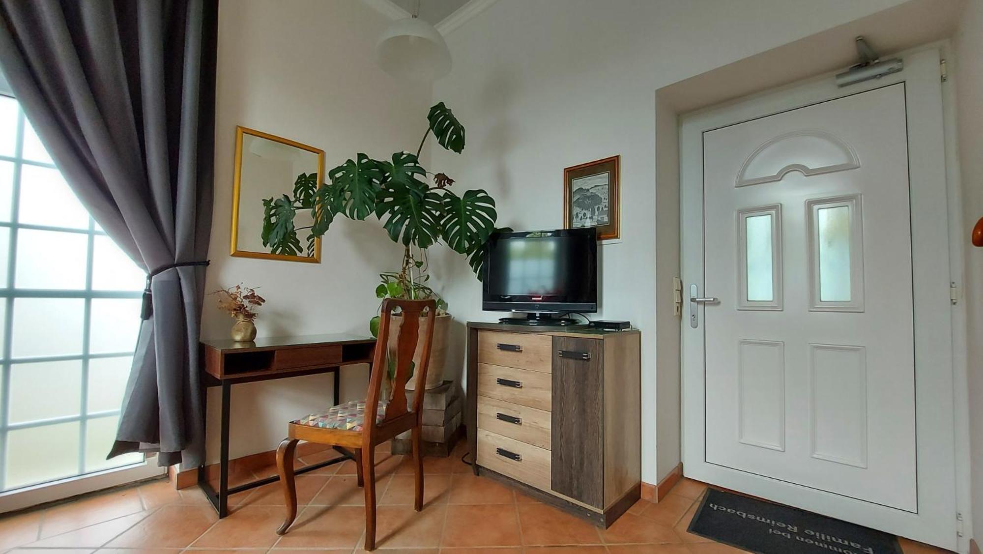 Leipzig Ferienwohnung In Ruhiger Lage Exterior foto